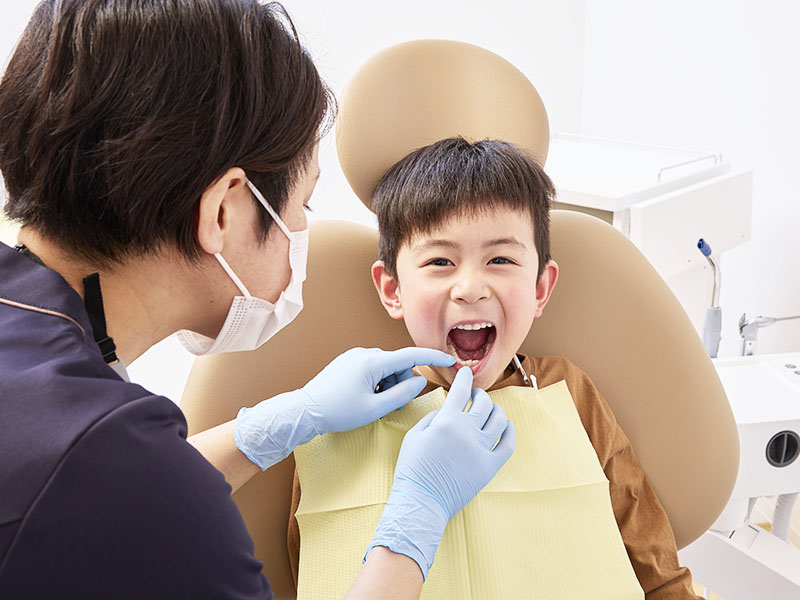 成田市公津の杜の歯医者、はばたき矯正・こども歯科は家族で通える歯医者さん